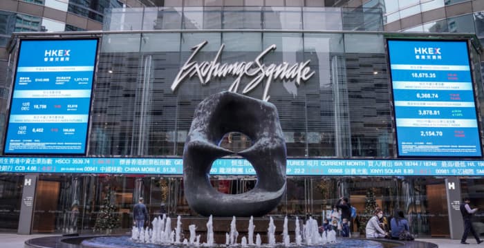 中企纷纷赴港上市 港交所高管揭IPO乱象