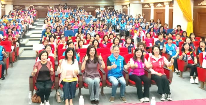 郑丽文向国际社会清楚传达国民党坚持和平理念 2028重返执政