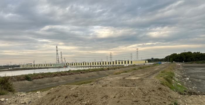 绿能蟑螂强索过路费200万 挖断国有地道路害停工1年半