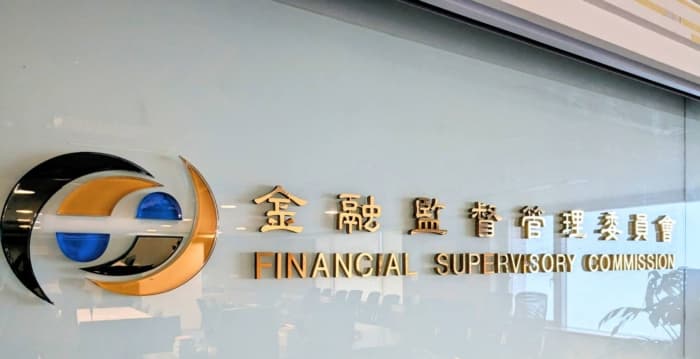 金融三业上半年筹资增逾3成 券商现增、发债双创高