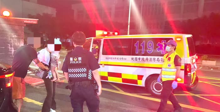 桃园2岁女童撞伤头部急求助 大园警消即时接力送医