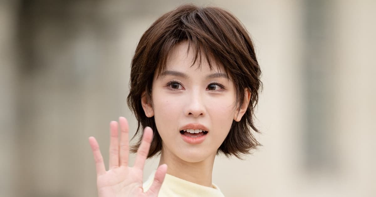 中国女星陈都灵化妆时睡着影片引热议（视频）