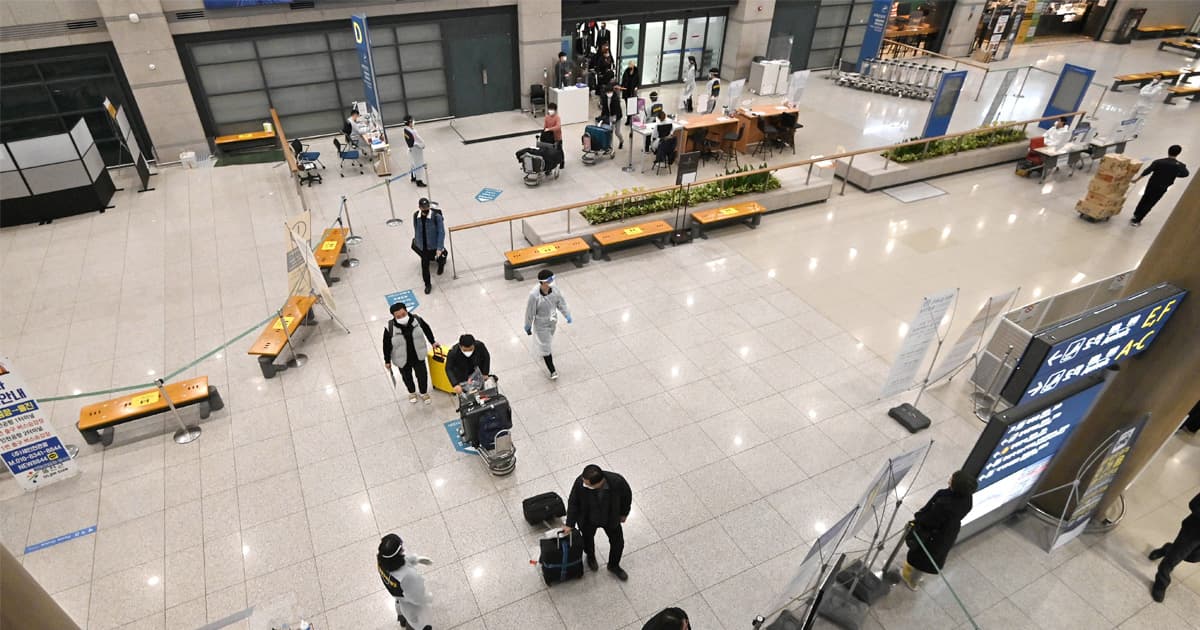 中國男闖韓國機場女員工休息室如廁 被監控拍下