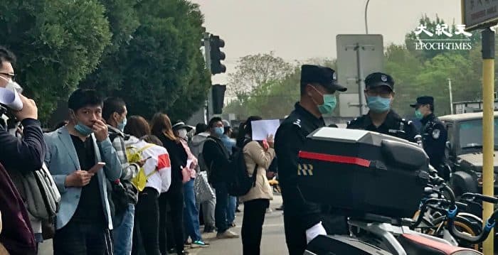 驻华外国记者协会:失业问题等成敏感领域