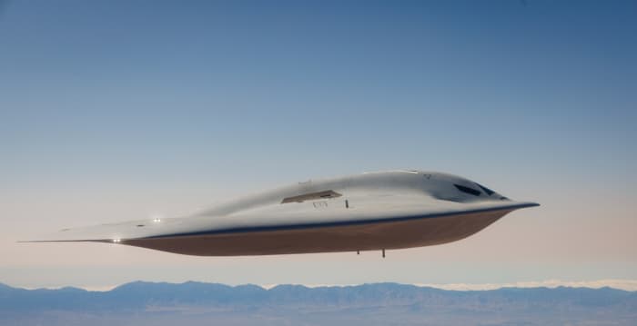 B-2轰炸机做不到的6件事 B-21突袭者能做到