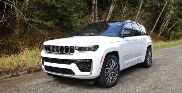 【车评】智能越野 豪华升级 2026 Jeep Grand Cherokee Summit