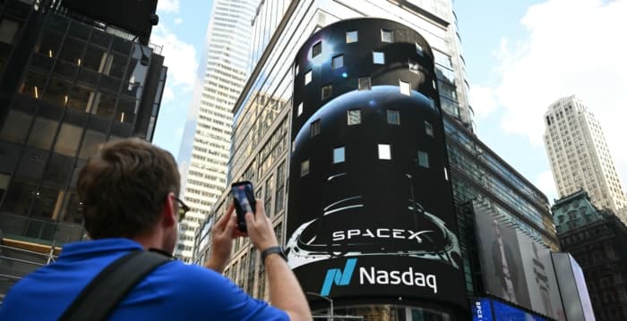 SpaceX加入纳指100 对投资人影响一文看懂