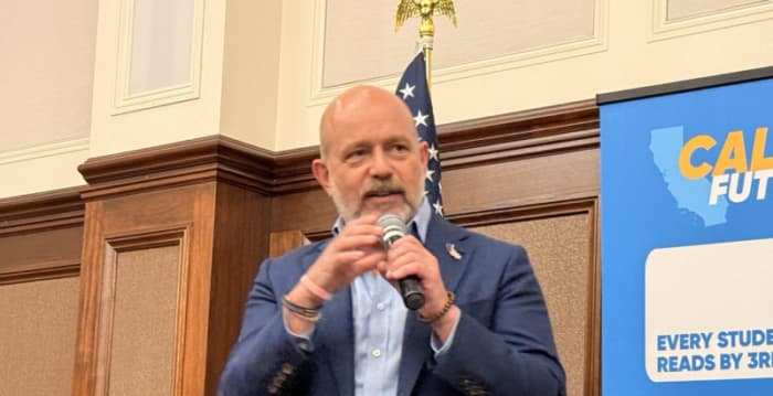Steve Hilton旧金山办市民大会 聚焦降低生活成本与政府改革