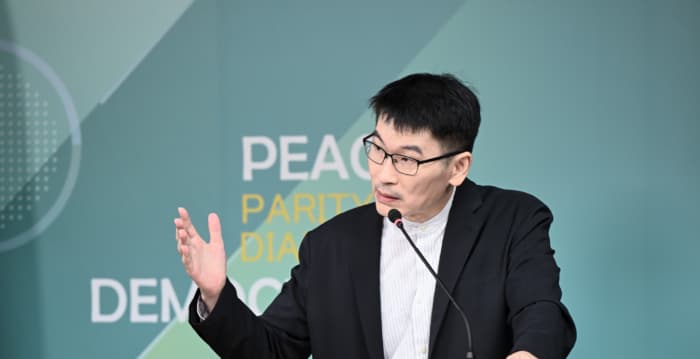 2警赴中被盘查 吁机敏人员勿去