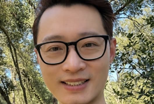 人物专访:崔允星(上)从相信宣传到追寻真相