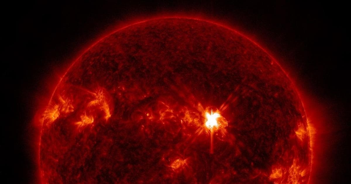太陽連爆3次強耀斑 影響地球 美多地或現極光
