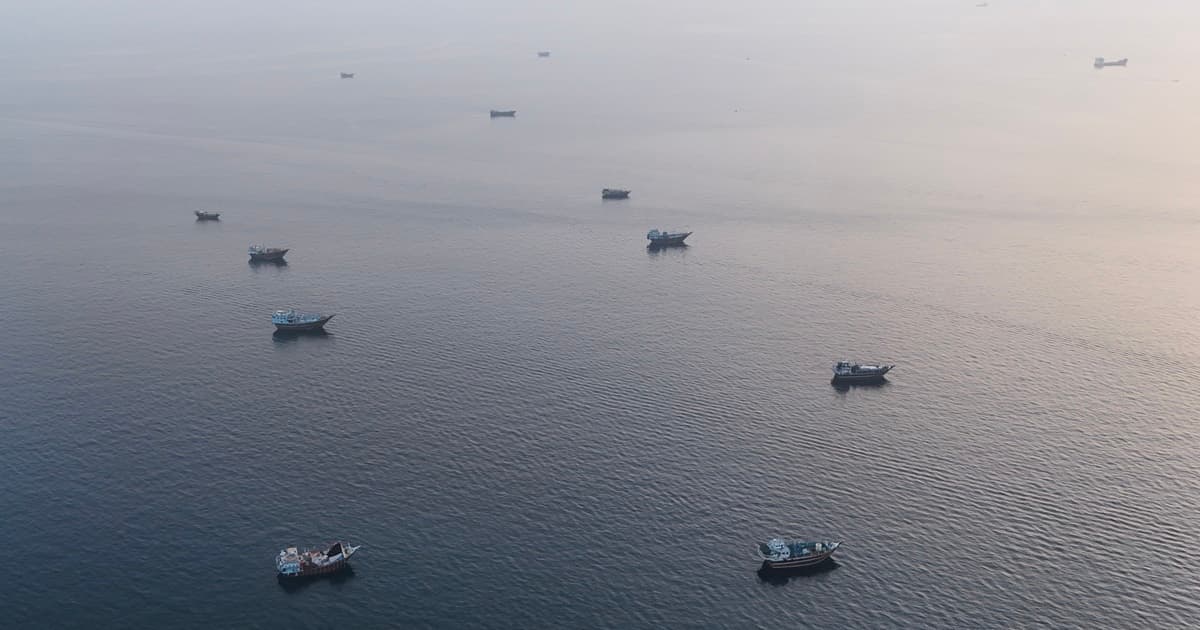 美軍助船過海:超800艘商船 3.8億桶原油