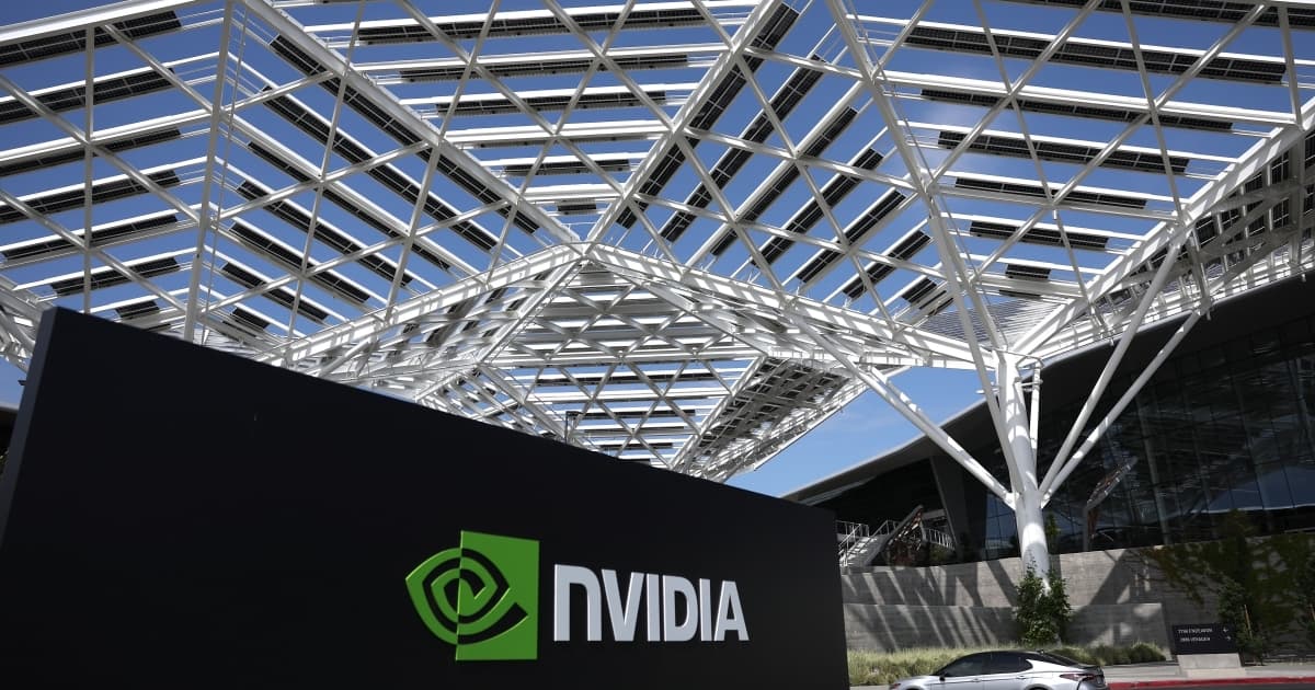 Nvidia投資20億擴建德州合作工廠 黃仁勳出席