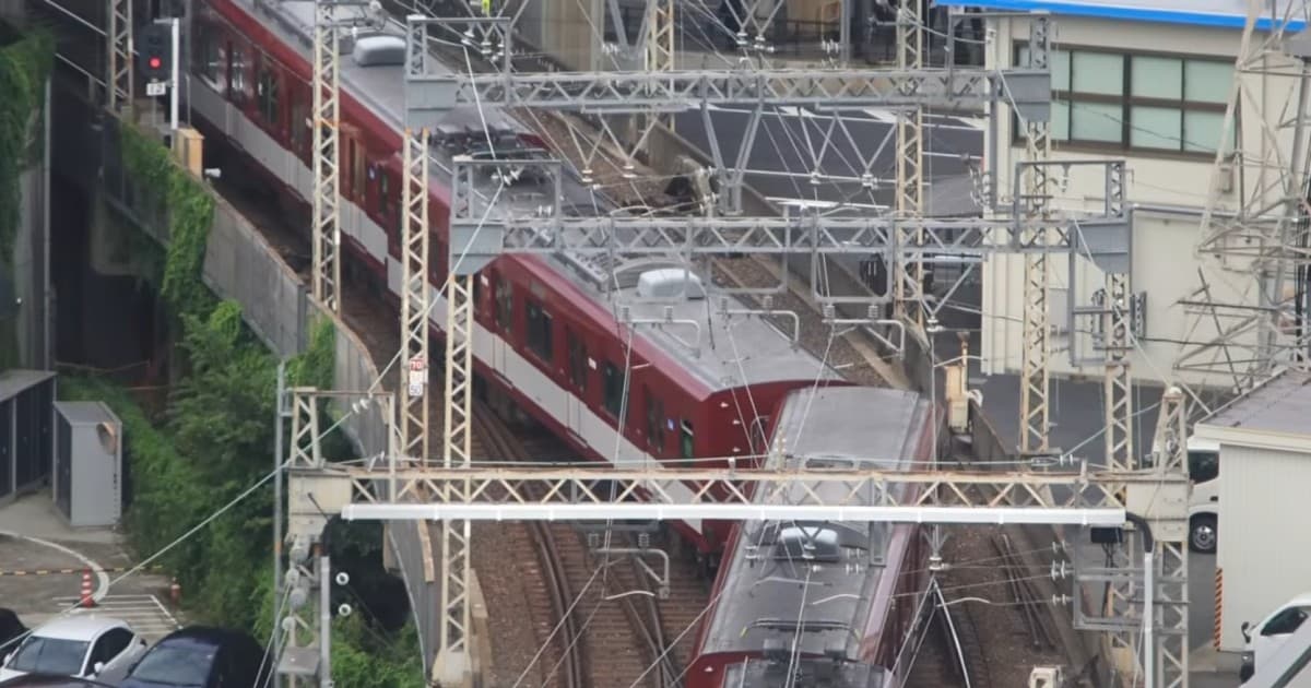 日本京都站車廂脫軌 列車停高架軌道上 無人受傷