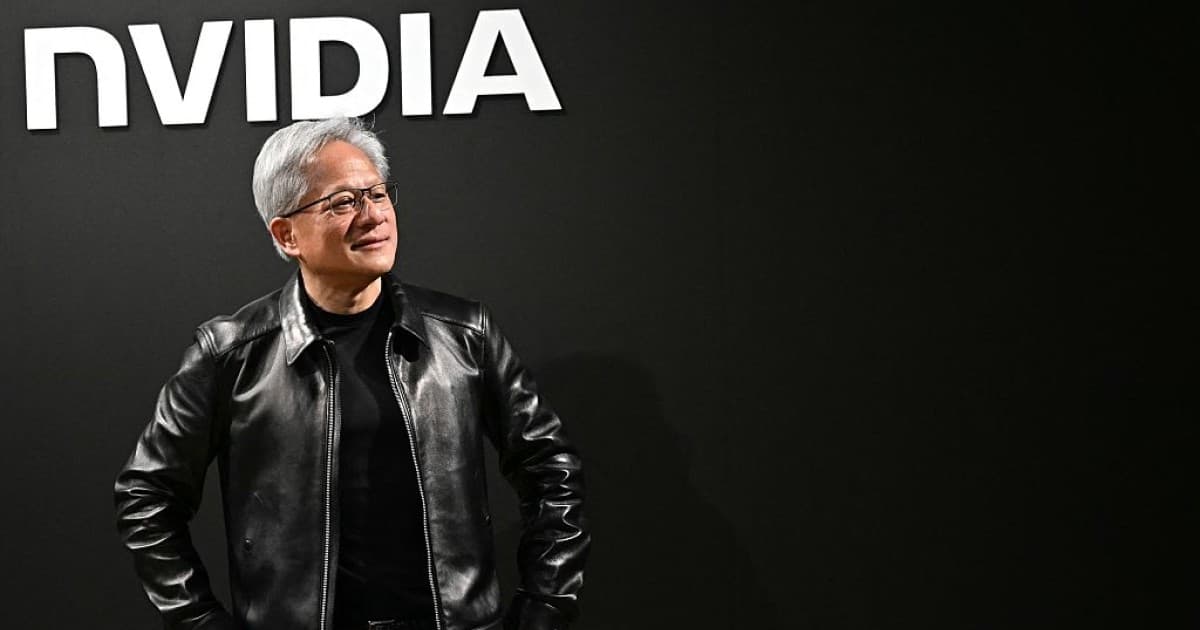 黄仁勋招牌黑皮衣拍卖 96万美元落槌 远超预估