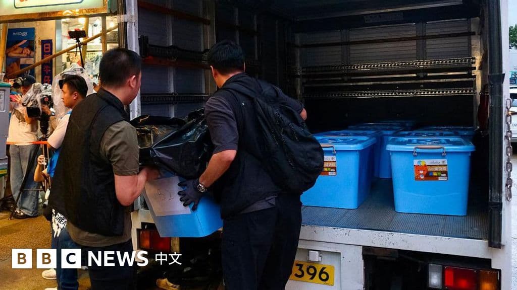 香港國安搜查兩間獨立書店,拘捕5人涉售賣「煽動」書籍