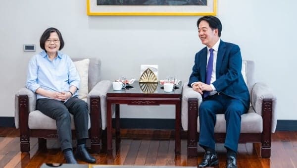 强台八威“有眼”会转弯 剑指红朝 灭共而来?(图)