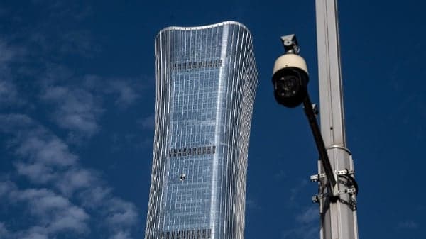 知情人:中共收紧北京低空监管 对飞行员做背景审查(图)