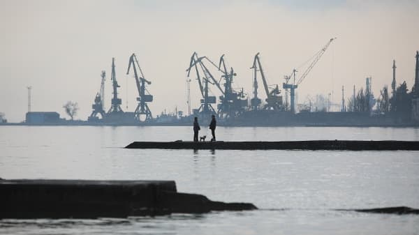 俄被迫关闭亚速海航道 普京“内海梦”破灭(图)